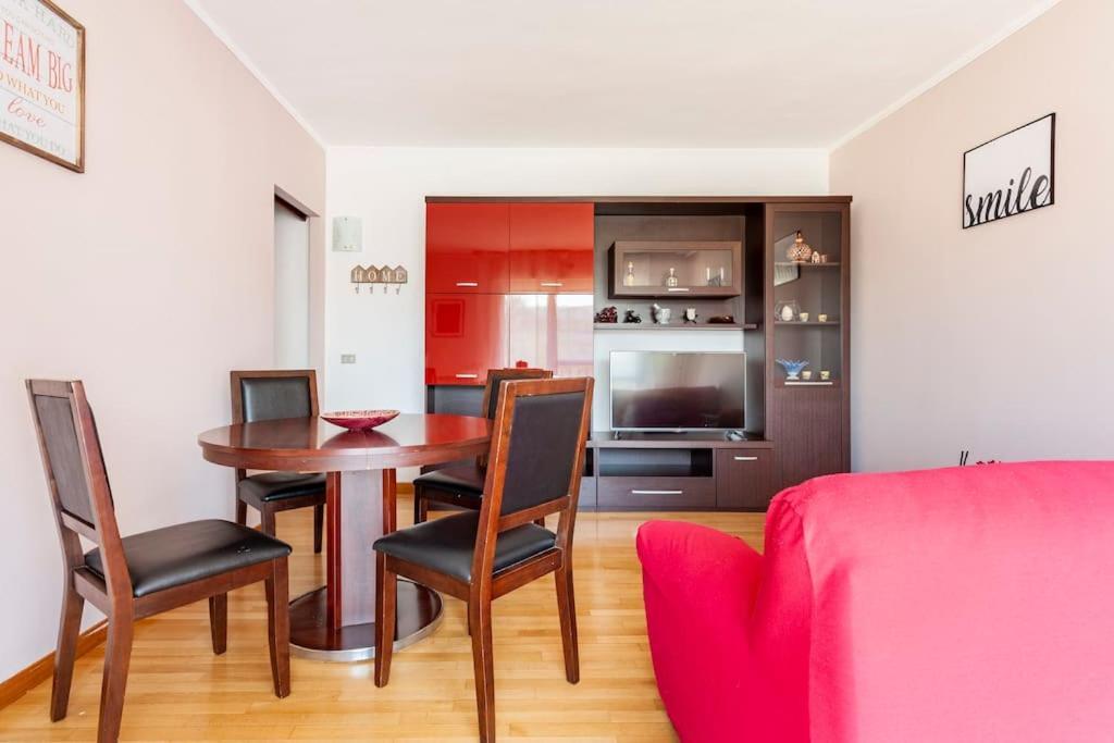 Elegante Suite Adiacente Metro, Wifi Netflix Bussero Zewnętrze zdjęcie